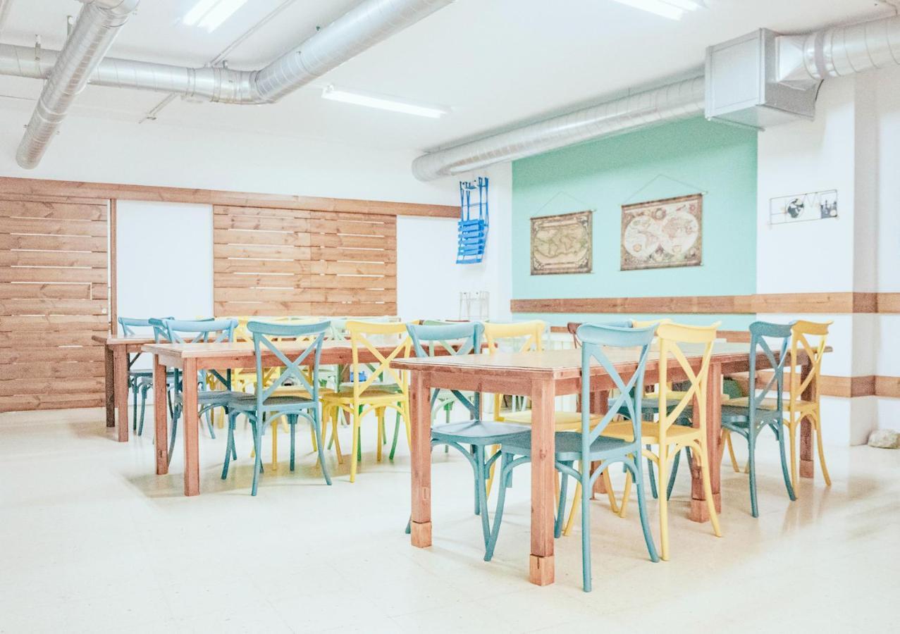 Albergue Aloxa Hostel بونتيفيذرا المظهر الخارجي الصورة